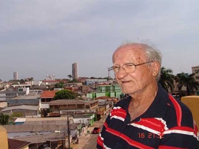 Benedito Ribeiro das Neves: Loja Fortaleza - ditando moda em Porto Velho - Gente de Opinião