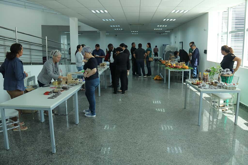 Produtores expõem produtos do cacau na Assembleia Legislativa de Rondônia em Porto Velho  - Gente de Opinião