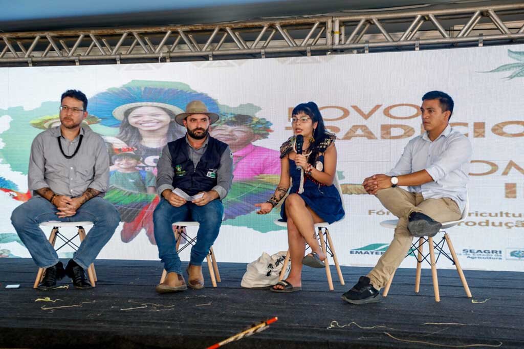 Txai Suruí, liderança indígena conhecida internacionalmente, e representantes das etnias rondonienses participam da 10ª Rondônia Rural Show - Gente de Opinião