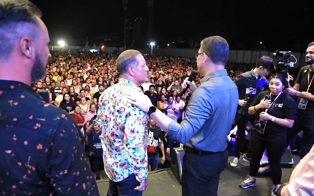 Governador Marcos Rocha participa da "Grande Cruzada de Curas e Milagres" em Porto Velho - Gente de Opinião