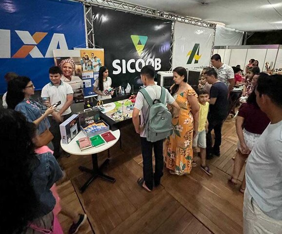 Alunos do SESI de Pimenta Bueno apresentam projetos de robótica no evento Conexão Sebrae - Gente de Opinião