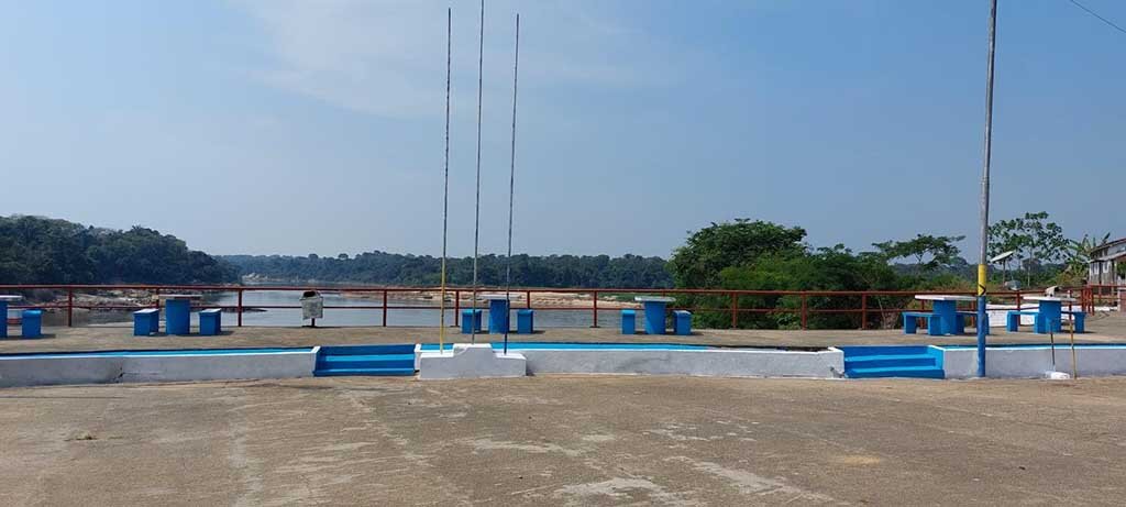 A praça central do distrito já está pintada e pronta para receber o evento - Gente de Opinião