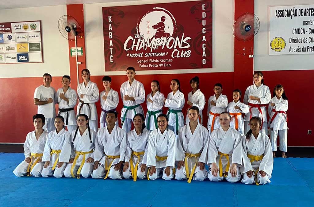 Atletas da escola de karatê Champions Club de Vilhena vão participar do 30º Campeonato Brasileiro de Karatê Interestilos em SP  - Gente de Opinião