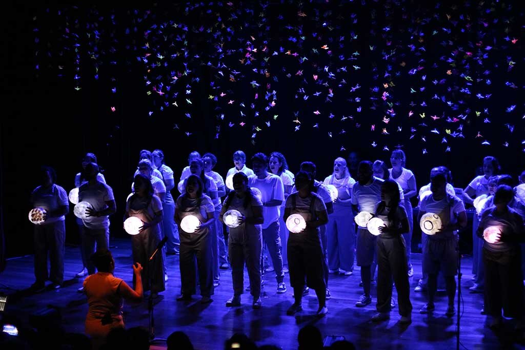 "Canto Para Todos": Primeira noite do espetáculo "Encanto" emociona e leva mais de 230 pessoas ao teatro em Porto Velho - Gente de Opinião