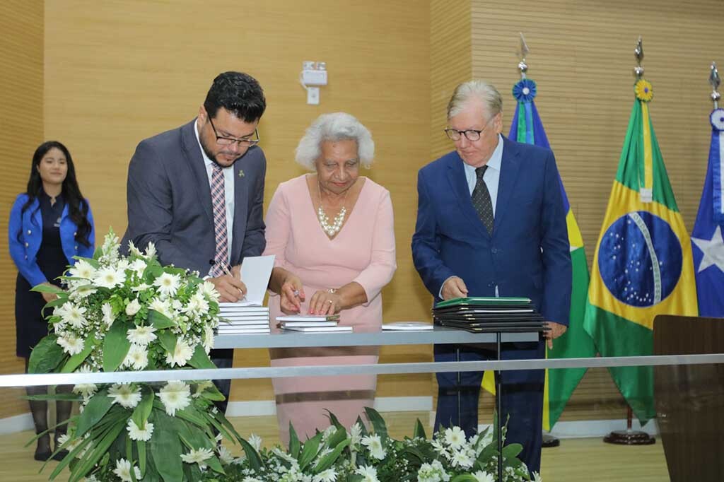 Assembleia abre semana de celebração aos 40 anos de promulgação da Constituição de Rondônia - Gente de Opinião