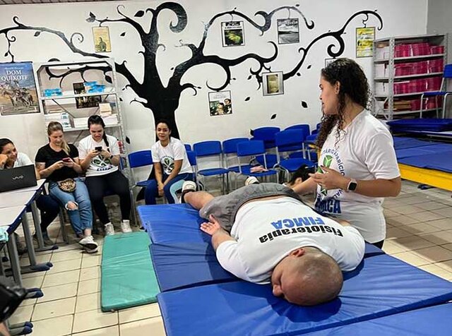 Acadêmicos do Grupo Educacional Aparício Carvalho Promovem Ação Solidária no Bairro São Francisco - Gente de Opinião