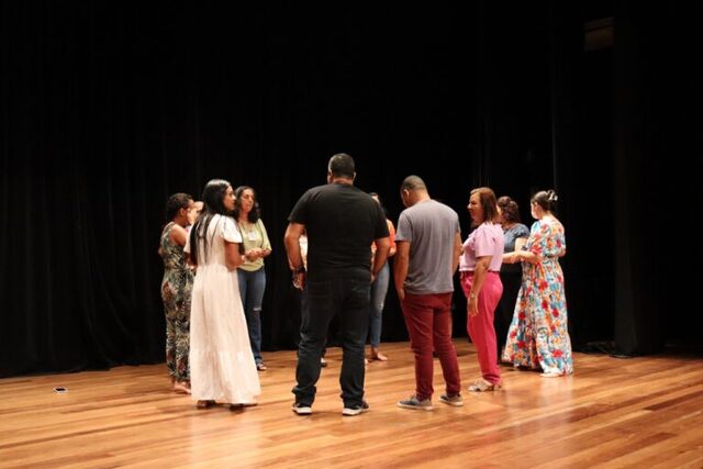 A edição vai atender cerca de 40 professores licenciados que ministram o componente curricular Arte e Cultura, nas escolas Estaduais de Rondônia - Gente de Opinião