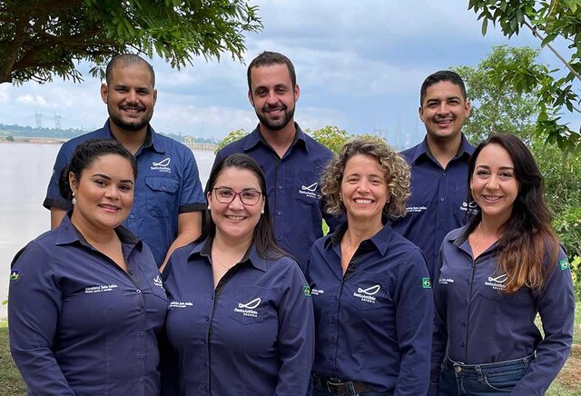 Da esquerda para direita: Reinaldo Vilarinho, Fabricio Borges e Davi Bezerra (atrás). Kátia Vieira, Priscila Zoccal , Marcela Velludo e Daliane Lanzarin (frente): Integrantes da Hidrelétrica Santo Antônio que apresentam artigos no 27º SNPTEE - Gente de Opinião