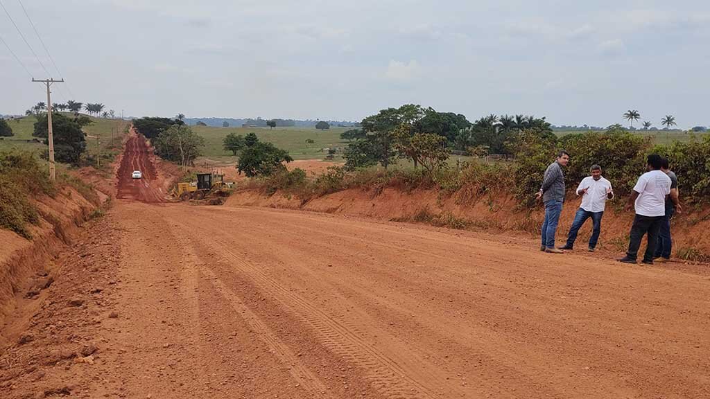 DER realiza manutenção em trecho não pavimentado da RO-494, em Primavera de Rondônia - Gente de Opinião