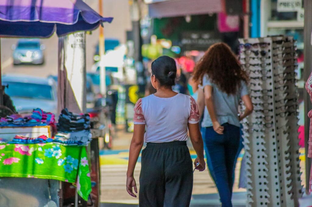 Pagamento da segunda parcela do décimo terceiro dos mais de 50 mil  servidores estaduais promete movimentar o comércio local - Gente de Opinião