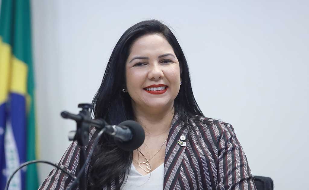 Cristiane Lopes participa da primeira edição do Programa Intercâmbio Legislativo em Brasília - Gente de Opinião