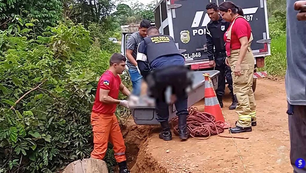 Carro cai em rio e morrem cinco da mesma família - Gente de Opinião