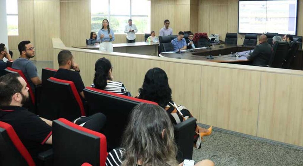 Gestores discutiram sobre a importância desse instrumento (Foto: Antônio Lucas I Secom ALE/RO) - Gente de Opinião