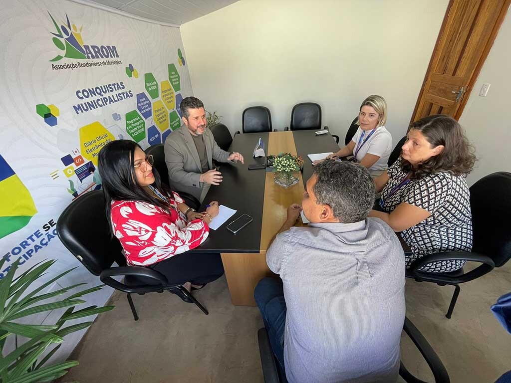 Sebrae e Arom reforçam parceria e debatem a incorporação de tecnologias e inovações na administração pública     - Gente de Opinião
