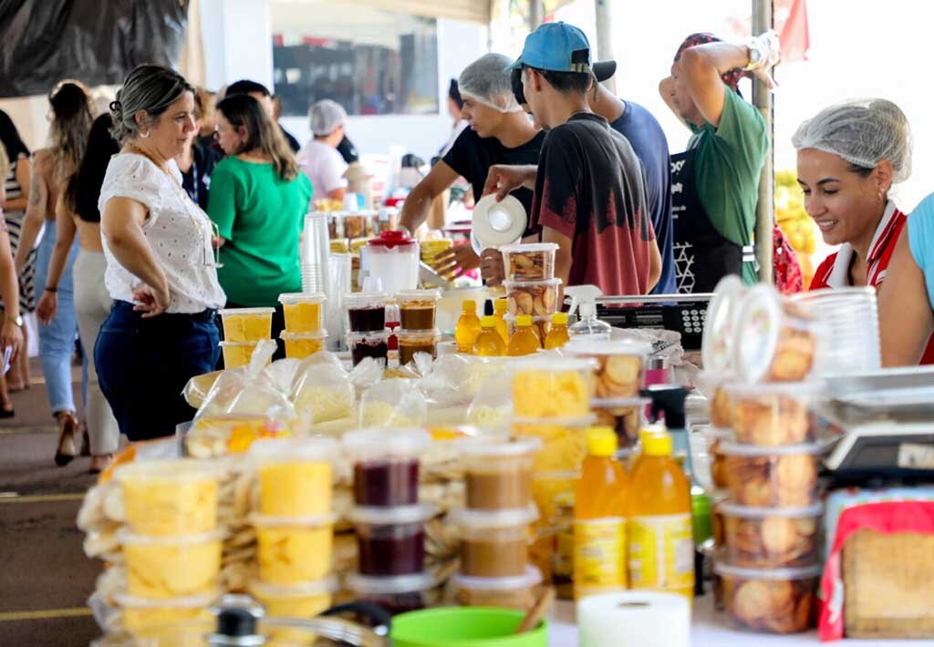 A Feira é uma oportunidade para que os produtores familiares mostrem seus produtos de qualidade e diversidade - Gente de Opinião