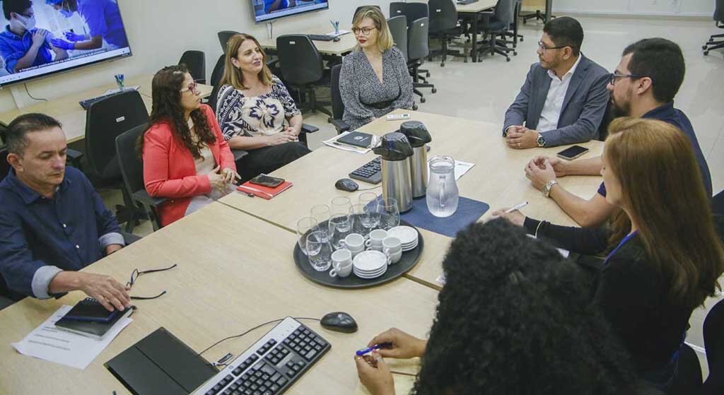 Diretor da Escola do Legislativo recebido na Escola de Contas de Rondônia - Gente de Opinião