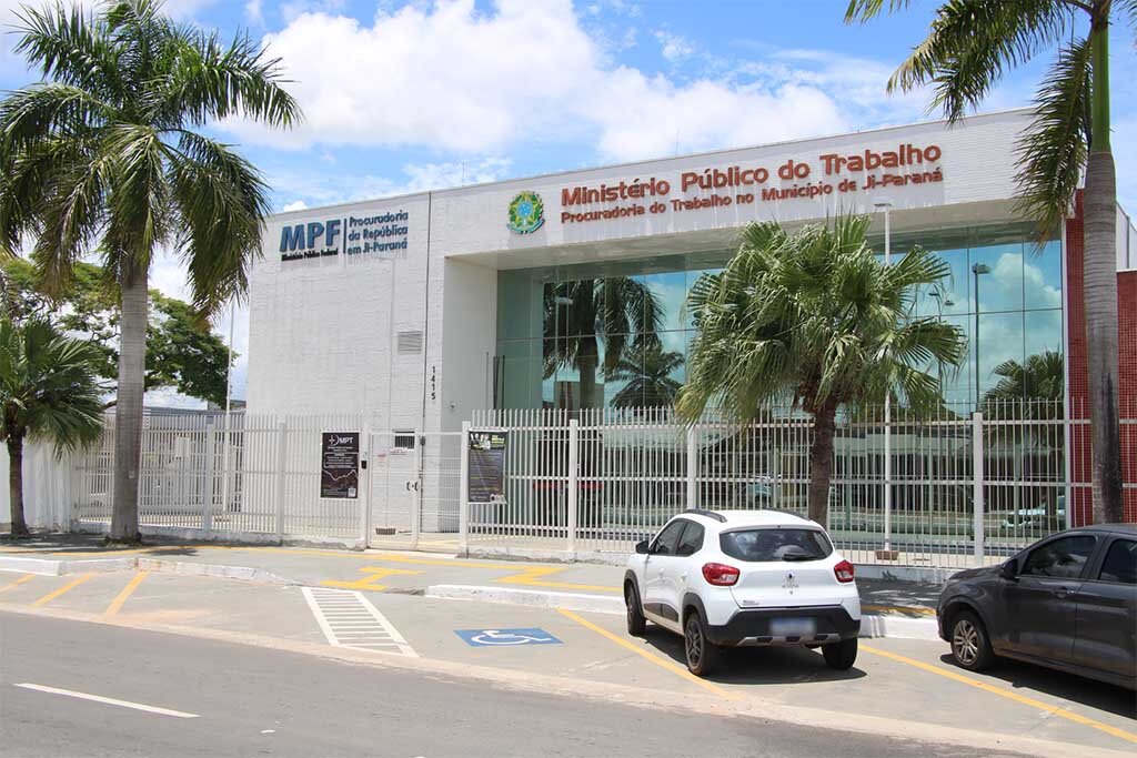 MPF ajuíza ação contra empresa de transportes por trafegar com excesso de peso na BR-364, em Rondônia - Gente de Opinião