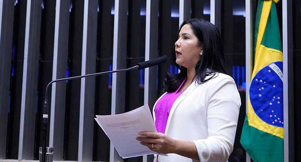 Deputada Cristiane Lopes busca sustar a obrigatoriedade da vacina contra a COVID-19 em bebês e crianças - Gente de Opinião