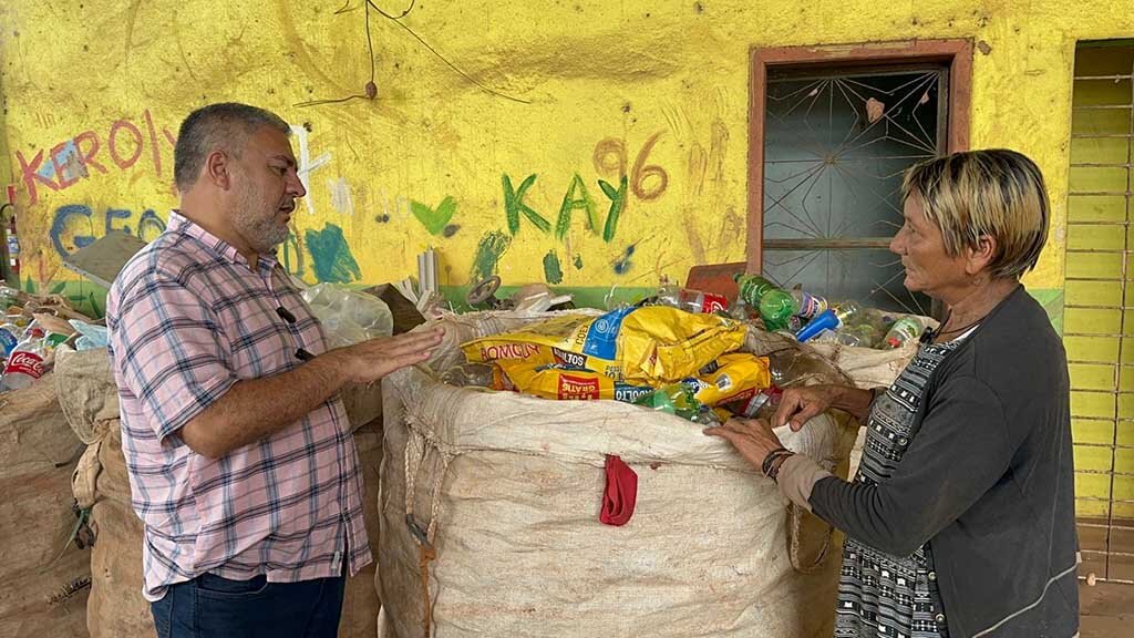 Vereador Everaldo Fogaça visita cooperativa de catadores de reciclados em situação crítica e promete apoio - Gente de Opinião