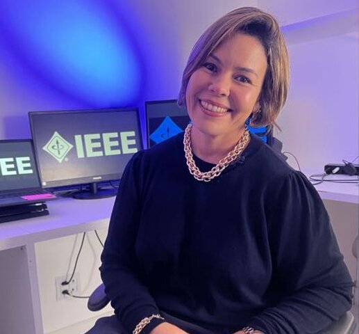 Cristiane Pimentel, membro sênior do IEEE e professora da UFRB - Gente de Opinião