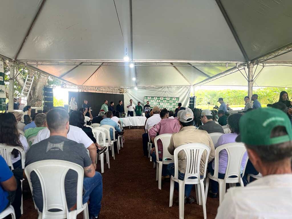 O início da colheita de café em Rondônia foi oficializado na quarta-feira (10) durante solenidade realizada no município de Rolim de Moura - Gente de Opinião
