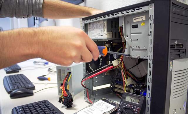 Operador de Computador está entre os cursos com vagas abertas - Gente de Opinião