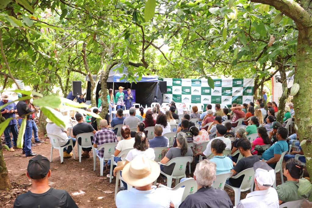 Os produtores se reuniram para celebrar o início da colheita do cacau em Rondônia - Gente de Opinião
