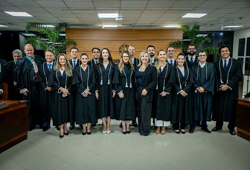 15 novos(as) juízes(as) tomam posse em solenidade no TJRO - Gente de Opinião