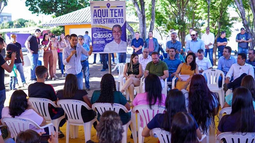 Cássio Gois destacou a importância do ônibus para a população cacoalense (Foto: Rafael Oliveira I Secom ALE/RO) - Gente de Opinião