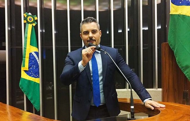 Deputado Thiago Flores assina coautoria de pedido de impeachment contra o Ministro Alexandre de Moraes  - Gente de Opinião
