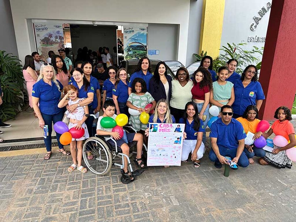 Deputada Cristiane Lopes Destina R$ 1 milhão e 300 mil para Ouro Preto do Oeste (RO) e Entrega Veículo à Casa Feliz  - Gente de Opinião