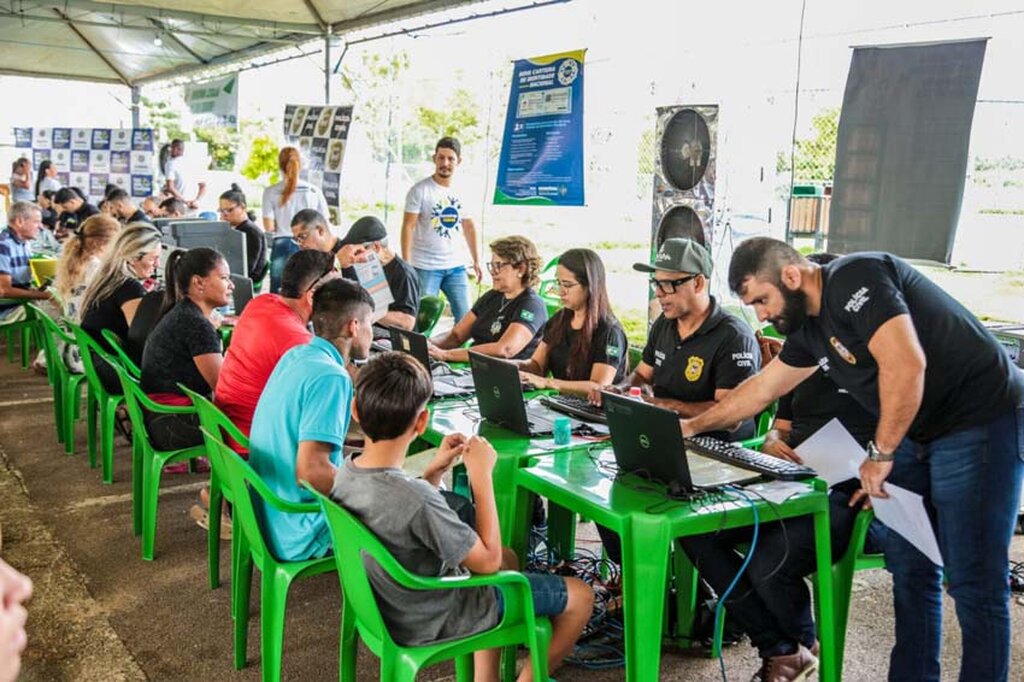 Aliança pela Vida: casal Rocha fortalece compromisso com a cidadania na edição especial do Rondônia Cidadã no residencial Morar Melhor - Gente de Opinião