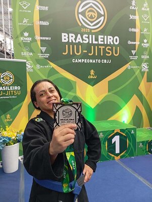 Rondoniense é vice-campeã no Campeonato Brasileiro de Jiu-Jitsu 2025
