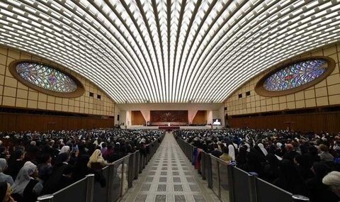 Sobre o conclave no Vaticano, guerras de ideologias, as tarifas globais e o Oraculo de Delfos