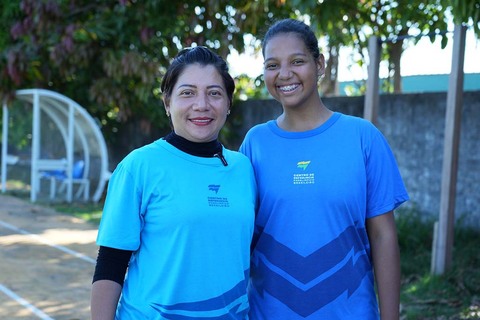 Histórias de mães atípicas que incentivam os filhos a conquistarem os seus sonhos