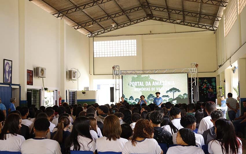 Documentário “Portal da Amazônia: Memórias de Vilhena” é lançado na escola pública e emociona a comunidade
