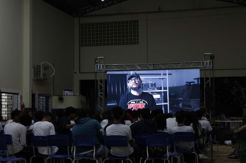 Documentário “Portal da Amazônia: Memórias de Vilhena” é lançado na escola pública e emociona a comunidade - Gente de Opinião