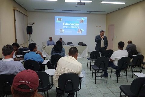 Sebrae e Abracam apresentam Educação Empreendedora a Vereadores de Rondônia