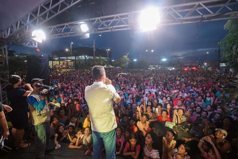 Prefeitura de Porto Velho realiza grande festa em homenagem às mães com serviços de beleza, música e sorteios