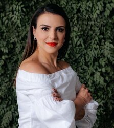 Mariana Menezes - Gente de Opinião