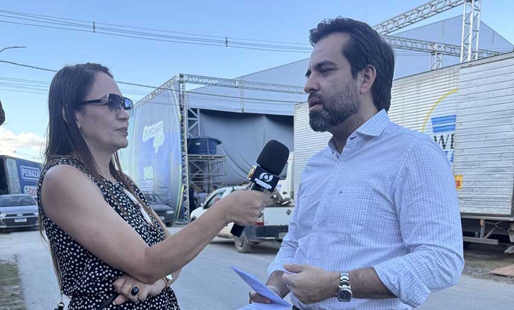 Entrevista para a TV Band (Foto: Elaine Maia Secom ALE/RO) - Gente de Opinião