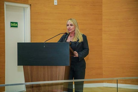 Deputada Ieda Chaves comemorações inclusão do assédio sexual como conduta vedada em repartições públicas