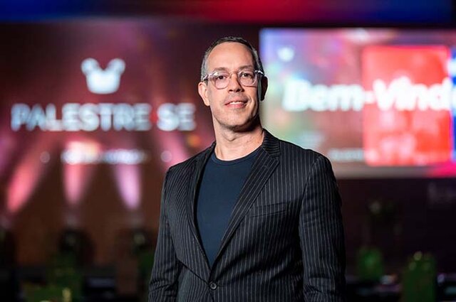 Brunno Falcão, CEO da Science Play e autor de Zona Desconforto, obra que propõe a coragem de sair do automático para crescer na carreira e na vida. Crédito: Divulgação - Gente de Opinião