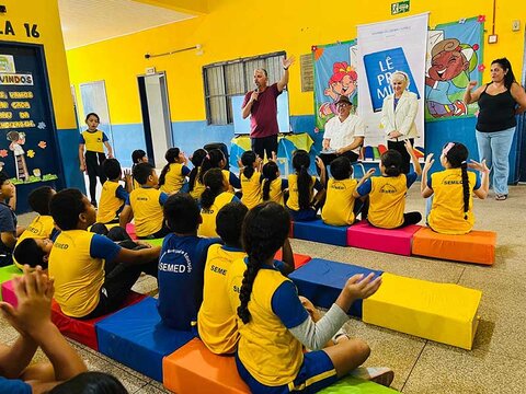Projeto 'Lê Pra Mim?' emociona a todos no segundo dia de apresentação em Porto Velho