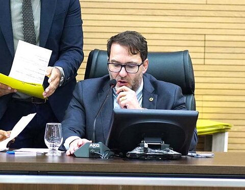 Deputado Alex Redano indica adesão de Rondônia ao convênio que concede isenção de ICMS para o “asfalto ecológico”