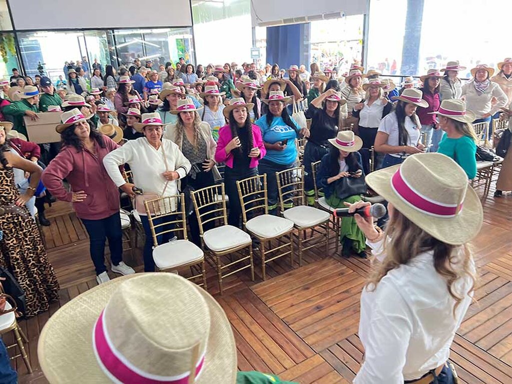 Mulheres empreendedoras do Sebrae lotam auditório principal na Rondônia Rural Show Internacional - Gente de Opinião