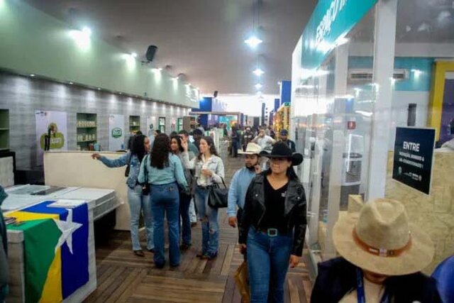 Foram realizadas um total de 145 reuniões, em 3 salas de rodadas de negócios, no Pavilhão Empresarial - Gente de Opinião
