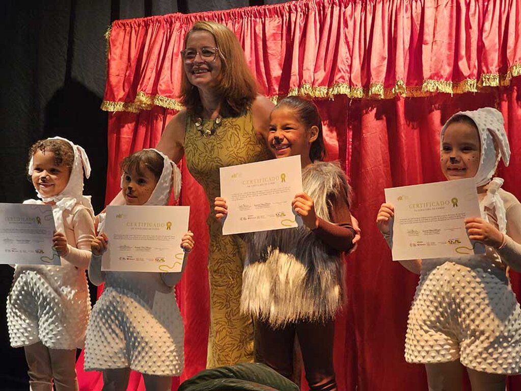 Cultura em ação: Escola Livre de Teatro encerra ciclo formativo com emocionante Mostra Cultural - Gente de Opinião