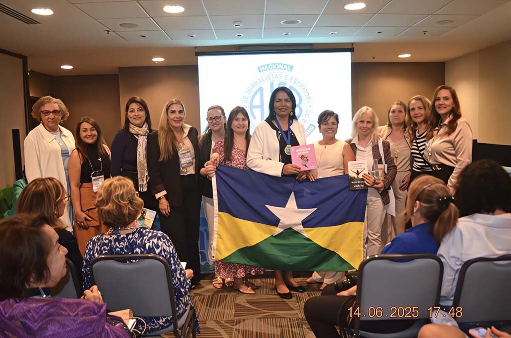 A Literatura de Rondônia é destaque na Bienal Internacional do Livro do  Rio de Janeiro.  - Gente de Opinião