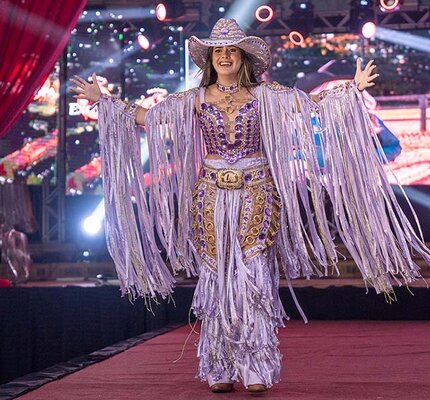 Ana Teixeira é eleita Rainha da 'Expojipa 2025'
